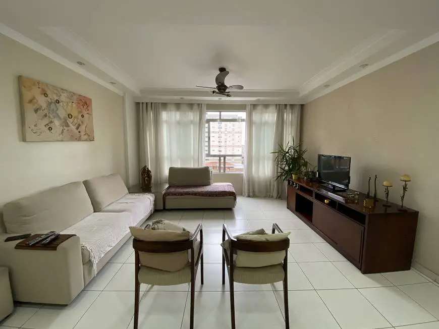 Foto 2 de Apartamento com 3 Quartos à venda, 150m² em Ponta da Praia, Santos
