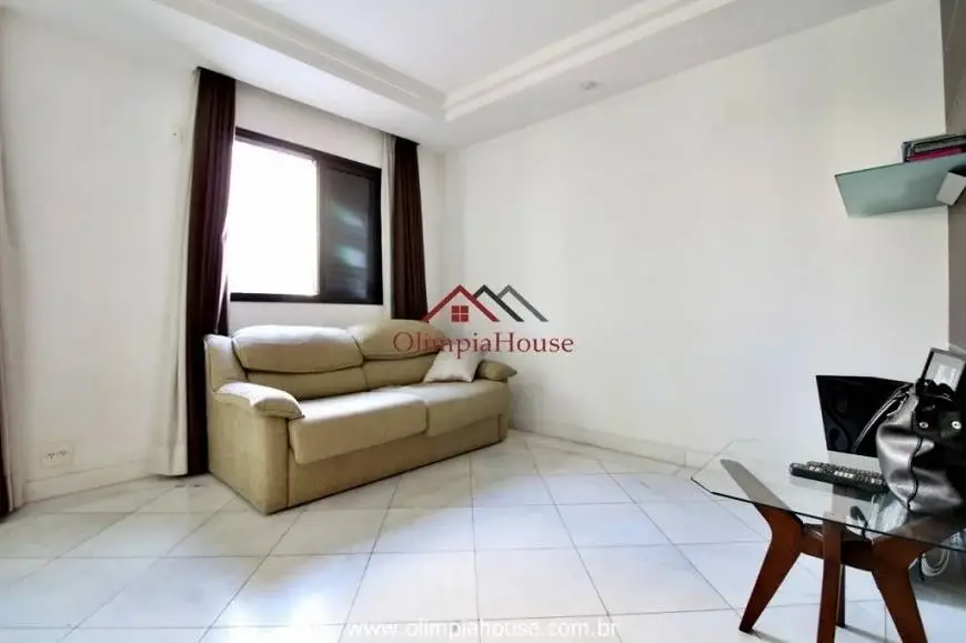 Foto 4 de Apartamento com 3 Quartos para alugar, 157m² em Vila Nova Conceição, São Paulo