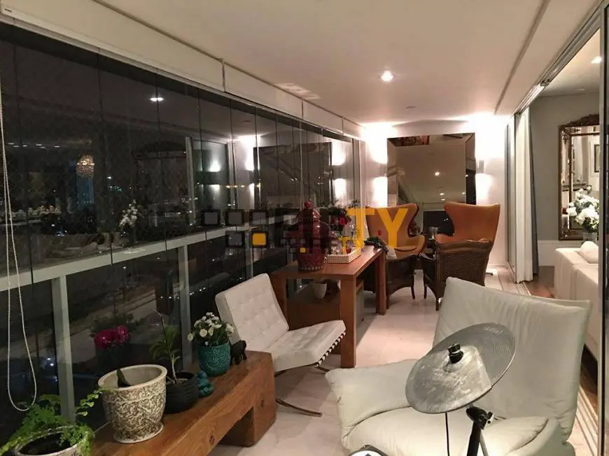 Foto 2 de Apartamento com 4 Quartos à venda, 350m² em Campo Belo, São Paulo