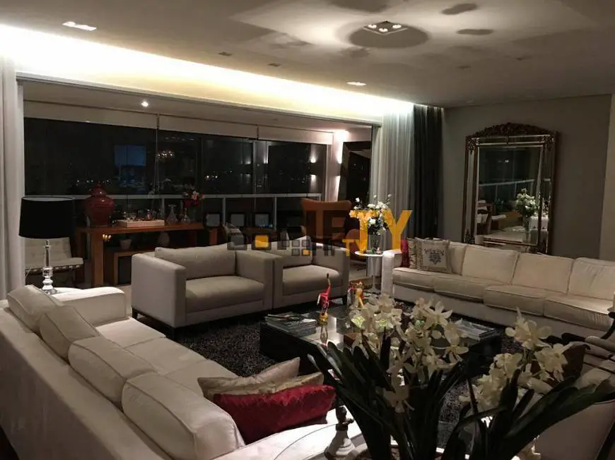 Foto 5 de Apartamento com 4 Quartos à venda, 350m² em Campo Belo, São Paulo