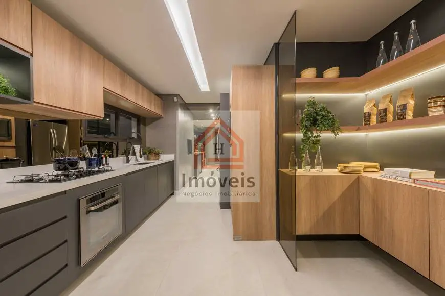 Foto 1 de Apartamento com 4 Quartos à venda, 218m² em Lapa, São Paulo