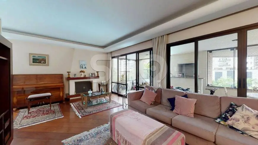 Foto 1 de Apartamento com 4 Quartos à venda, 207m² em Morumbi, São Paulo