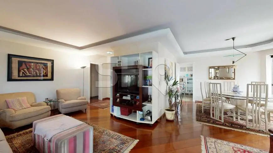 Foto 4 de Apartamento com 4 Quartos à venda, 207m² em Morumbi, São Paulo