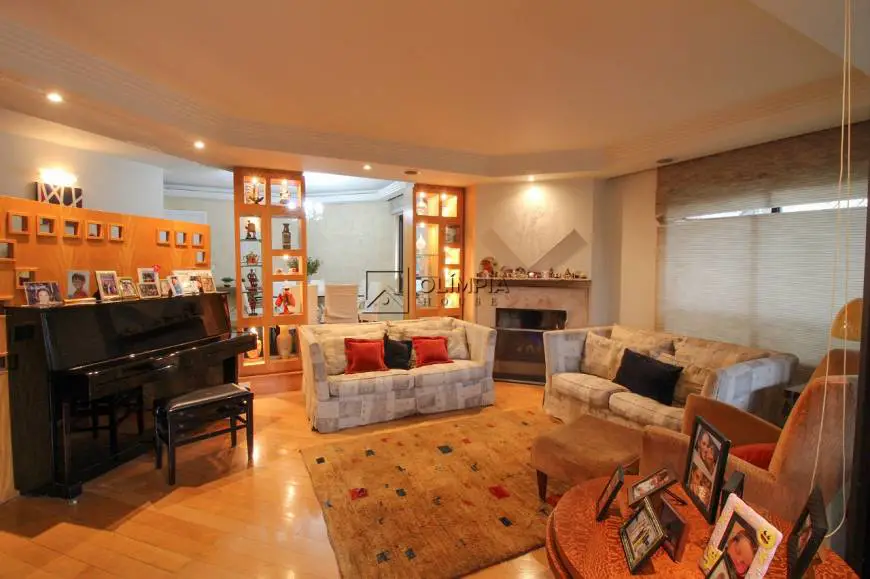 Foto 4 de Apartamento com 4 Quartos para alugar, 280m² em Vila Madalena, São Paulo