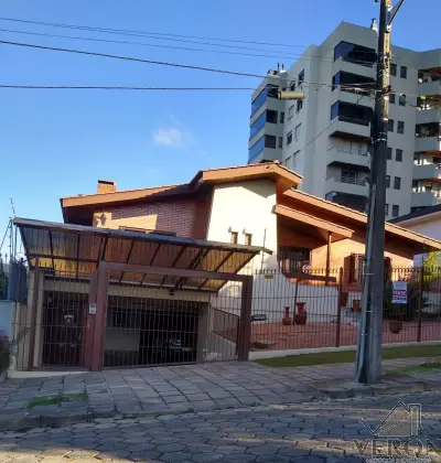 Foto 1 de Casa com 3 Quartos à venda, 402m² em Jardim Margarida, Caxias do Sul