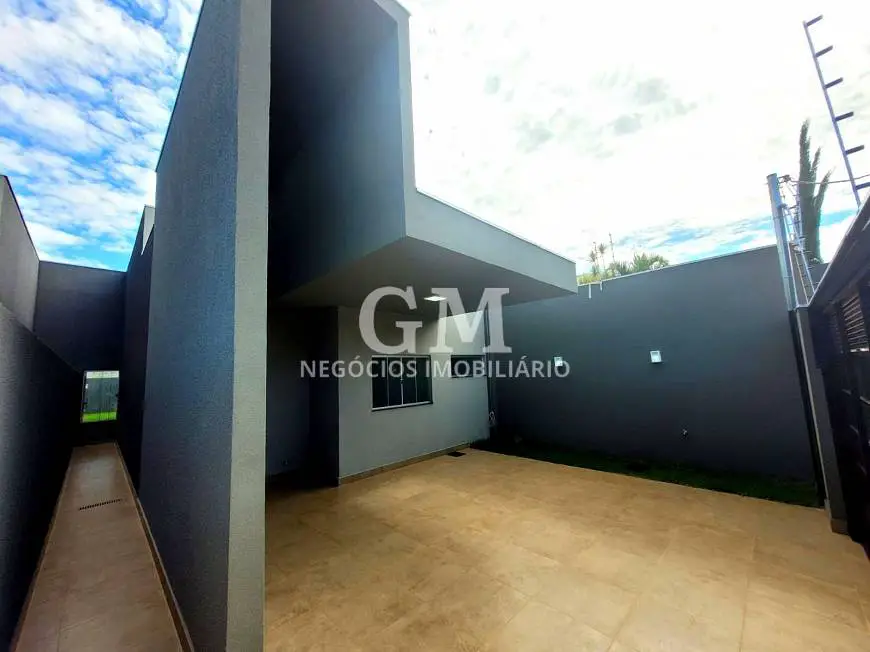 Foto 1 de Casa com 3 Quartos à venda, 135m² em Parque Residencial Rita Vieira, Campo Grande