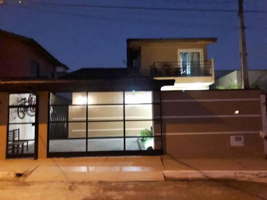Foto 1 de Casa de Condomínio com 3 Quartos à venda, 190m² em Jardim Independência, Taubaté