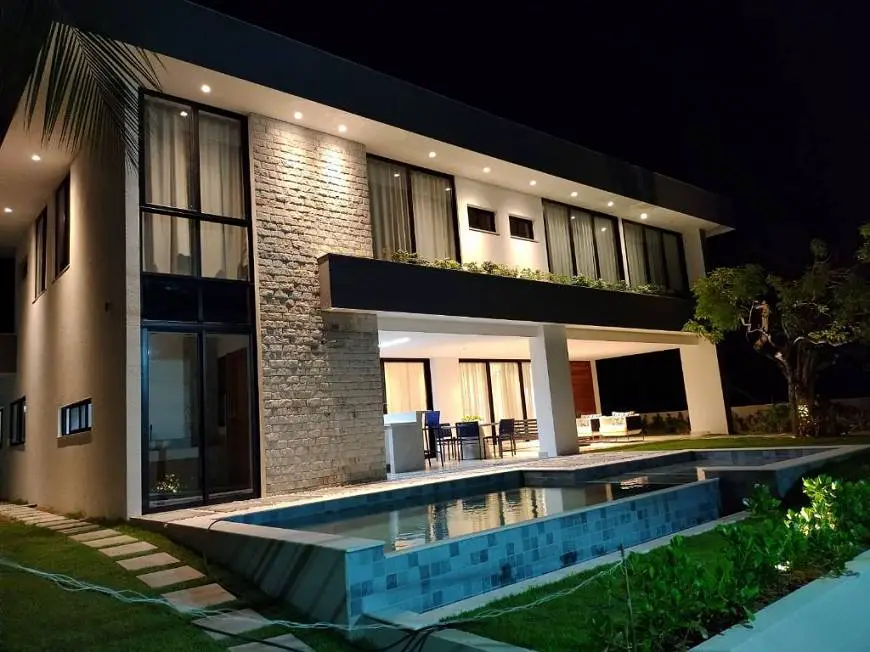 Foto 1 de Casa de Condomínio com 5 Quartos à venda, 270m² em Guarajuba, Camaçari