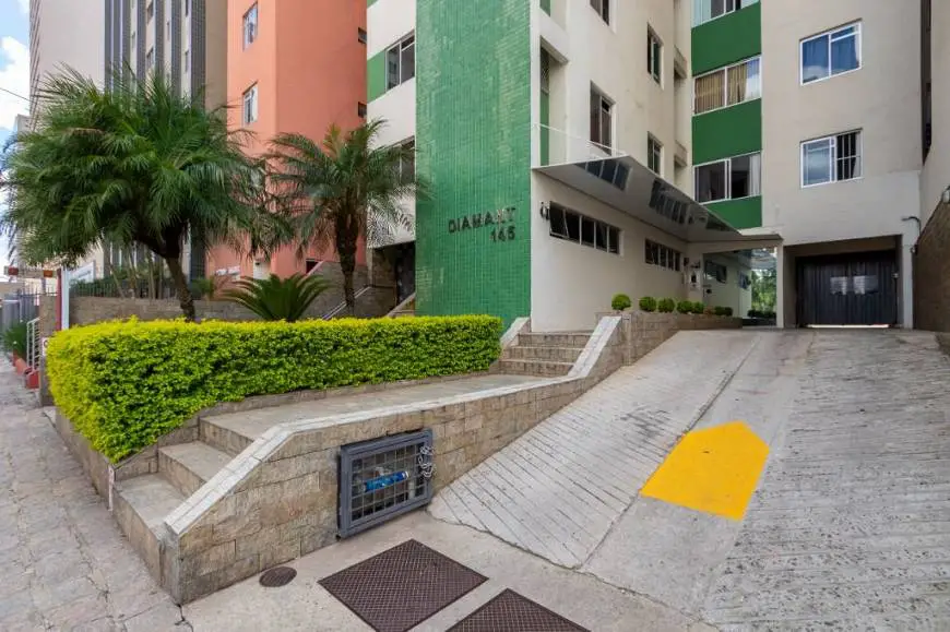 Foto 2 de Apartamento com 1 Quarto para venda ou aluguel, 29m² em Cristo Rei, Curitiba