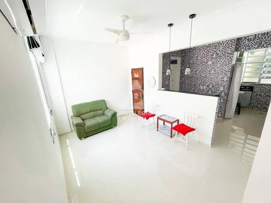 Foto 2 de Apartamento com 1 Quarto para alugar, 64m² em Leblon, Rio de Janeiro