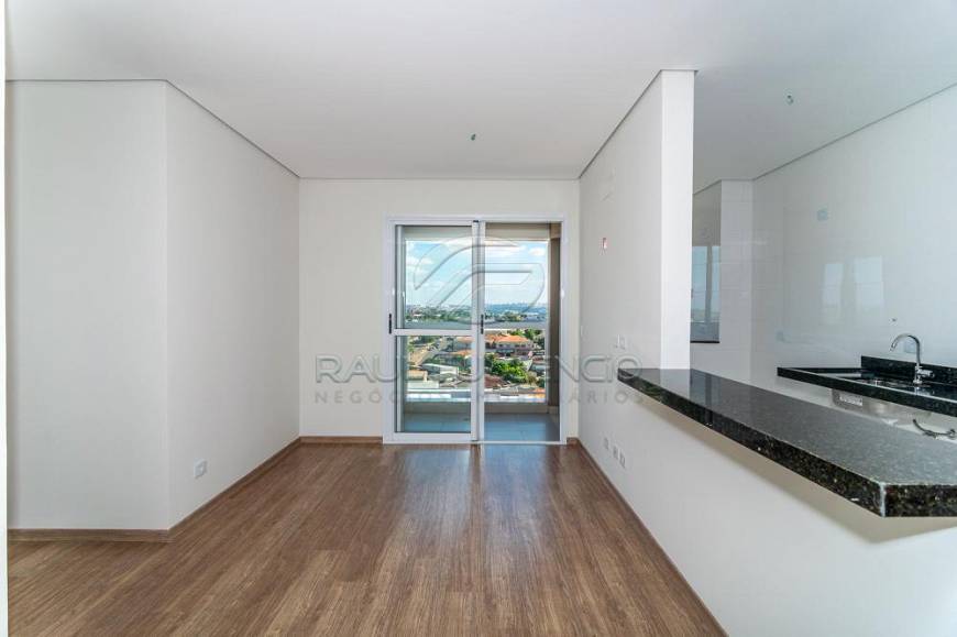Foto 3 de Apartamento com 2 Quartos à venda, 63m² em Centro, Ibiporã