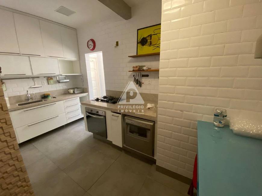 Foto 1 de Apartamento com 3 Quartos à venda, 87m² em Laranjeiras, Rio de Janeiro