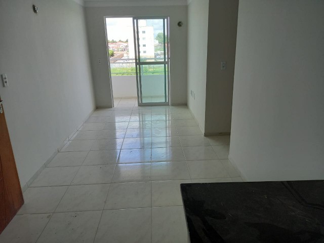 Foto 4 de Apartamento com 3 Quartos à venda, 65m² em Maraponga, Fortaleza