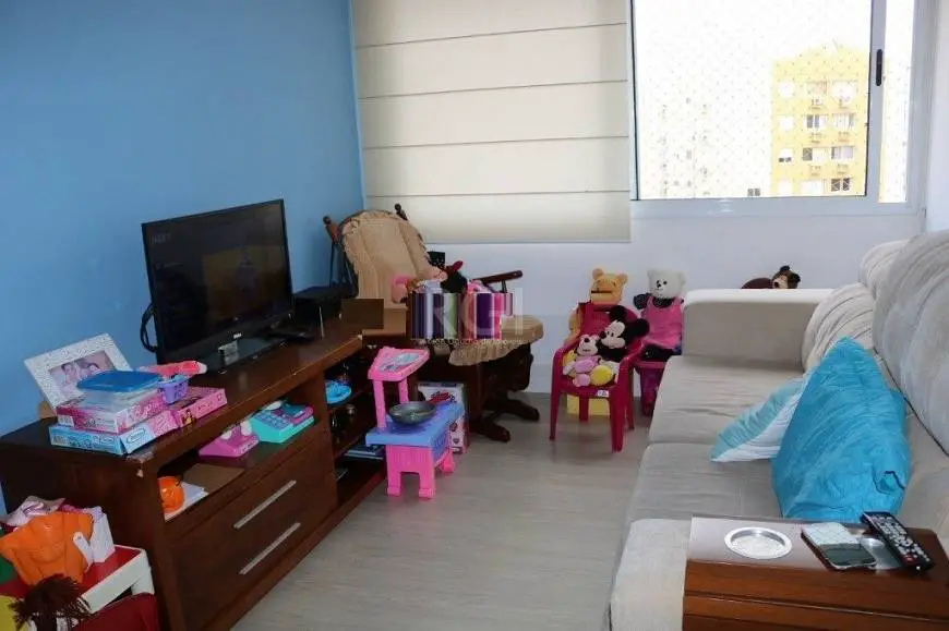 Foto 2 de Apartamento com 3 Quartos à venda, 67m² em Partenon, Porto Alegre