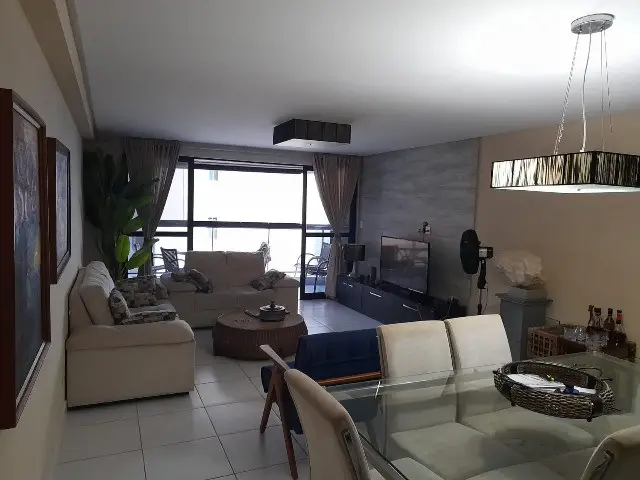 Foto 1 de Apartamento com 4 Quartos para alugar, 130m² em Boa Viagem, Recife