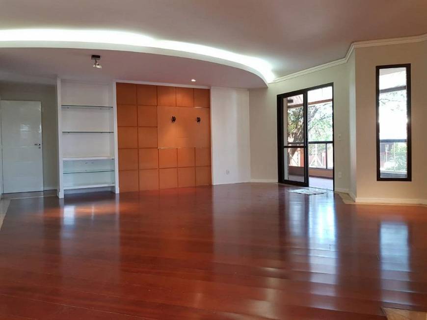 Foto 1 de Apartamento com 4 Quartos à venda, 260m² em Centro, Limeira