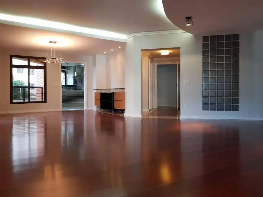 Foto 2 de Apartamento com 4 Quartos à venda, 260m² em Centro, Limeira