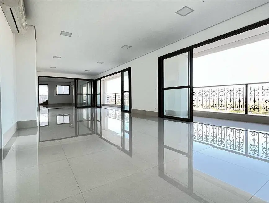 Foto 4 de Apartamento com 4 Quartos à venda, 358m² em Jardim das Américas, Cuiabá