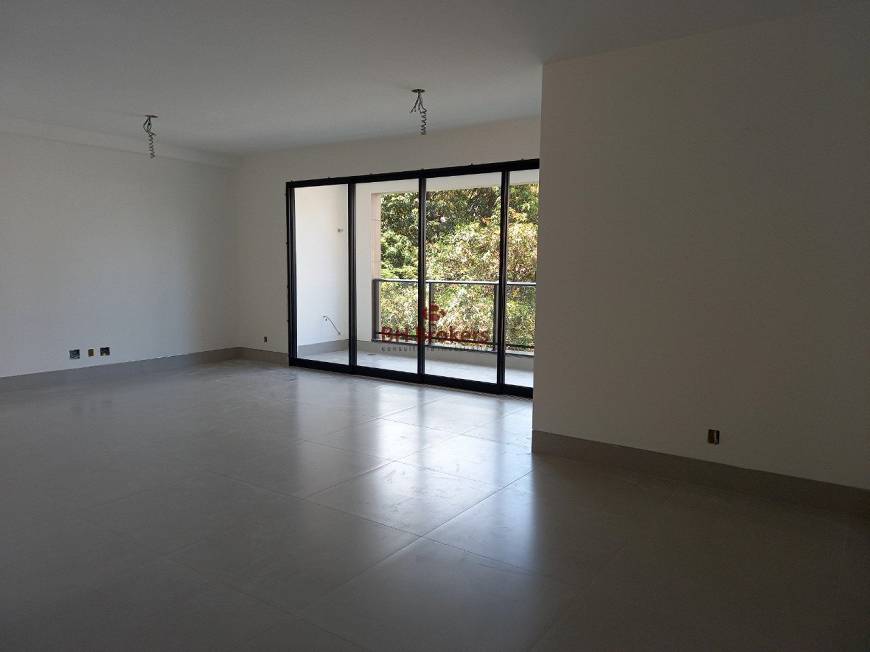 Foto 3 de Apartamento com 4 Quartos à venda, 142m² em Santo Antônio, Belo Horizonte