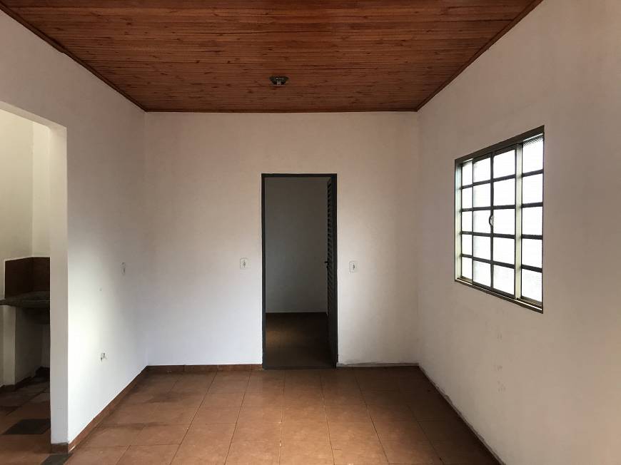 Foto 2 de Casa com 2 Quartos para alugar, 48m² em Centro, Rio Brilhante