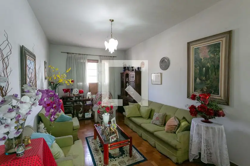 Foto 1 de Casa com 3 Quartos para alugar, 160m² em Aparecida, Belo Horizonte