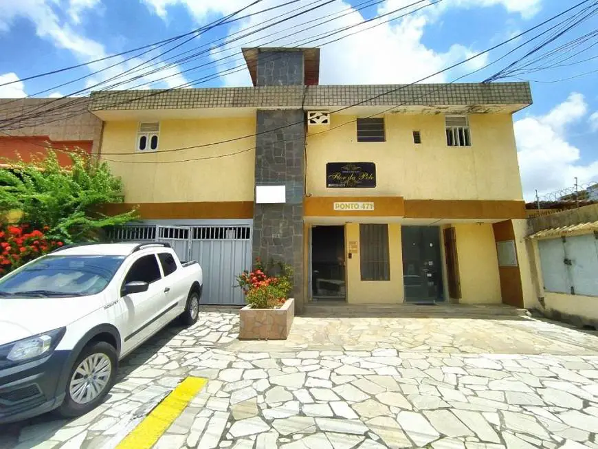 Foto 1 de Casa com 3 Quartos à venda, 384m² em Barro Vermelho, Natal