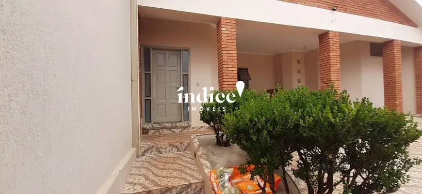 Foto 4 de Casa com 3 Quartos para alugar, 136m² em Parque Residencial Vale do Sol, Araraquara