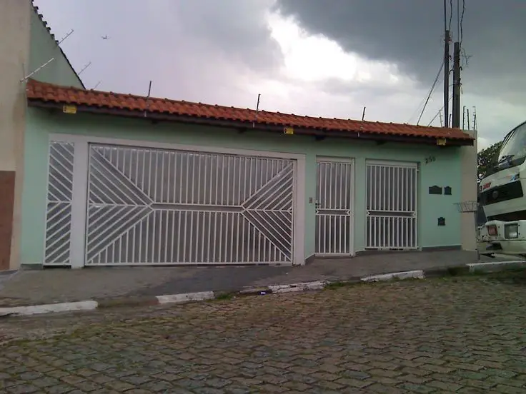 Foto 1 de Casa com 3 Quartos à venda, 197m² em Vila Gumercindo, São Paulo