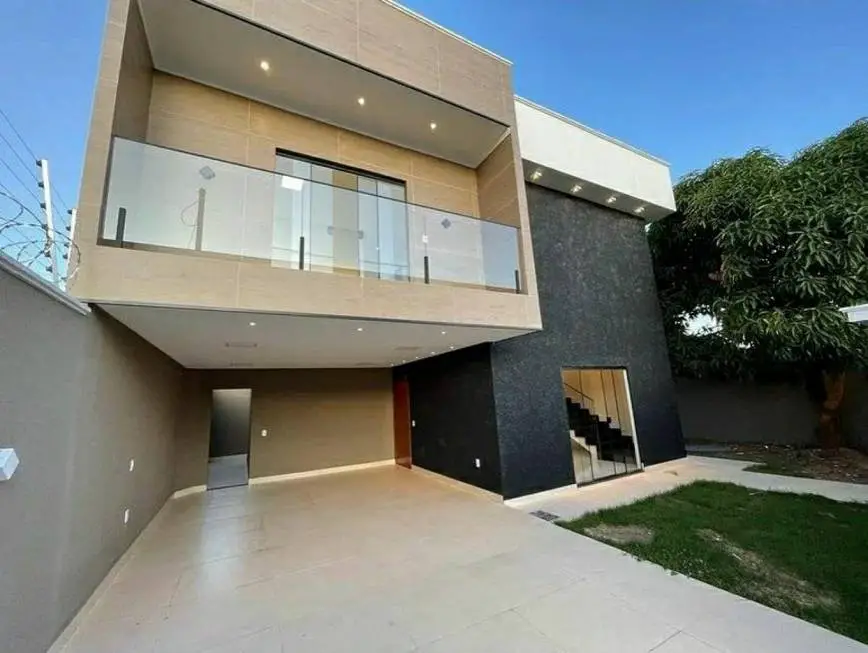 Foto 1 de Casa com 4 Quartos à venda, 140m² em Praia do Futuro I, Fortaleza