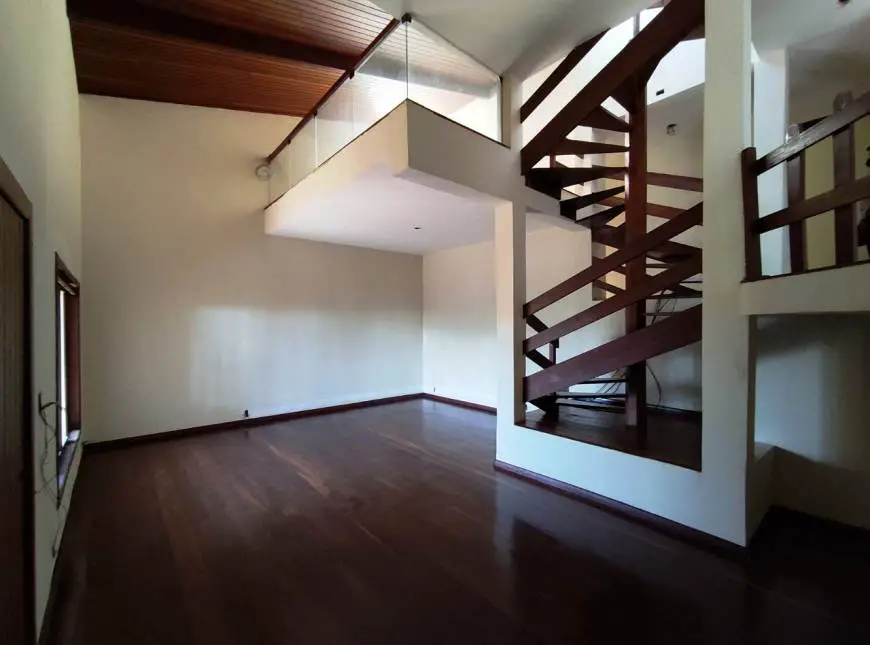 Foto 1 de Casa com 4 Quartos à venda, 368m² em Santa Lúcia, Belo Horizonte