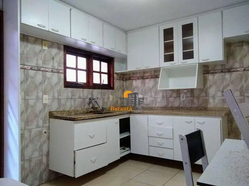 Foto 1 de Casa com 5 Quartos à venda, 150m² em Vila Dalva, São Paulo