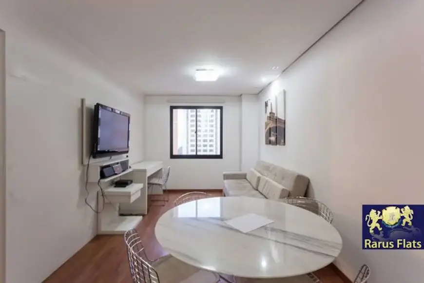 Foto 4 de Flat com 2 Quartos para alugar, 70m² em Indianópolis, São Paulo