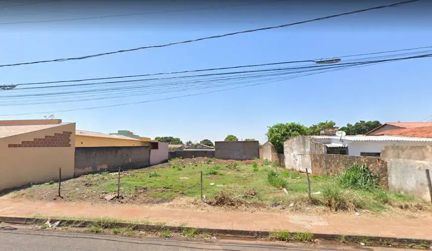 Foto 1 de Lote/Terreno à venda, 700m² em Jardim das Palmeiras, Uberlândia