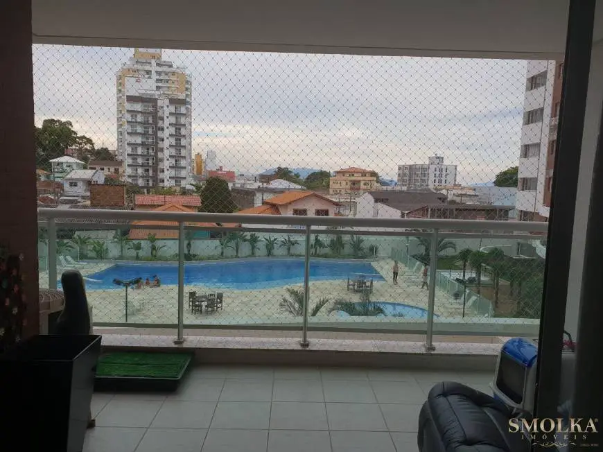 Foto 3 de Apartamento com 1 Quarto à venda, 83m² em Barreiros, São José