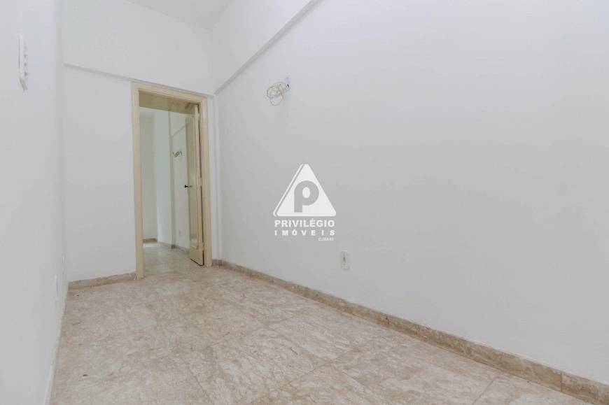 Foto 2 de Apartamento com 1 Quarto para alugar, 30m² em Copacabana, Rio de Janeiro