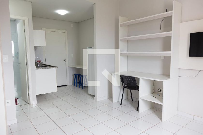 Foto 2 de Apartamento com 1 Quarto para alugar, 34m² em Iguatemi, Ribeirão Preto