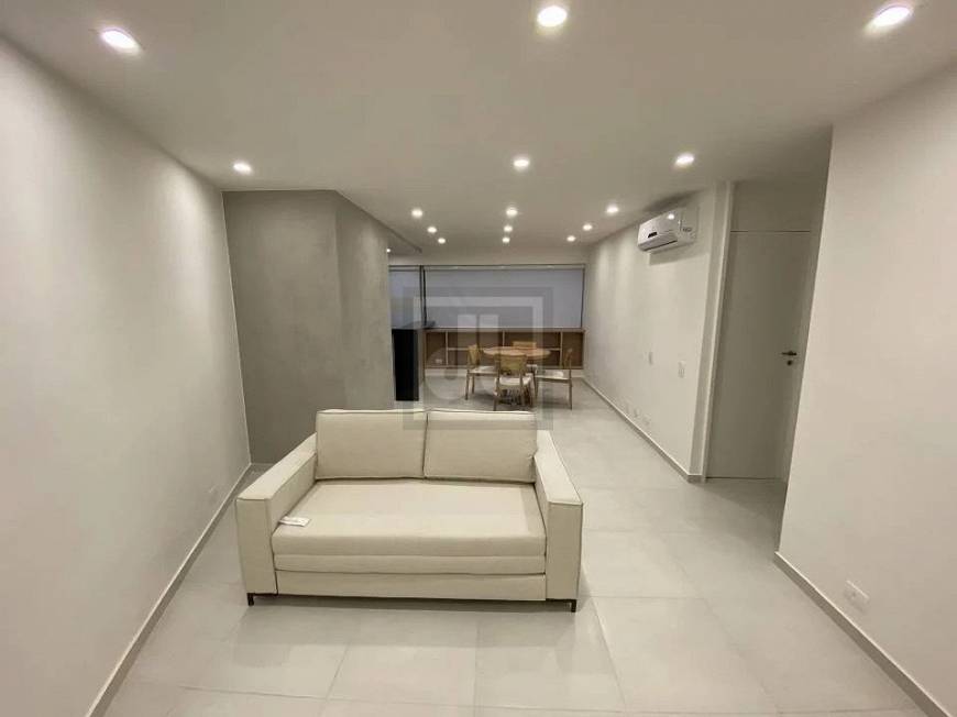 Foto 4 de Apartamento com 1 Quarto à venda, 50m² em Leblon, Rio de Janeiro