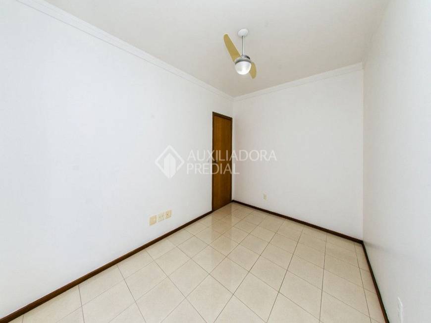 Foto 2 de Apartamento com 1 Quarto à venda, 50m² em Petrópolis, Porto Alegre