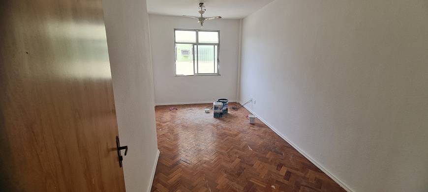 Foto 1 de Apartamento com 1 Quarto para alugar, 45m² em Turiaçu, Rio de Janeiro