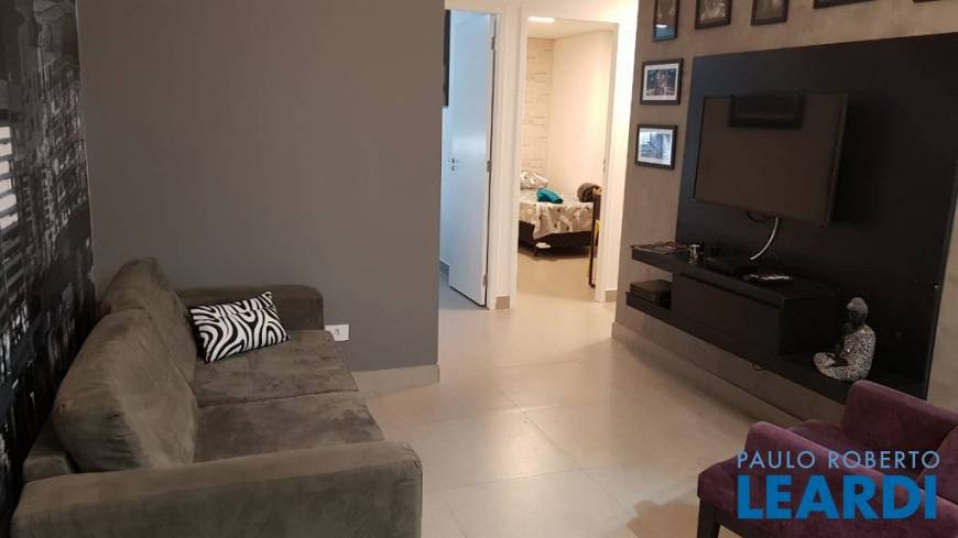 Foto 3 de Apartamento com 2 Quartos à venda, 46m² em Bela Vista, São Paulo