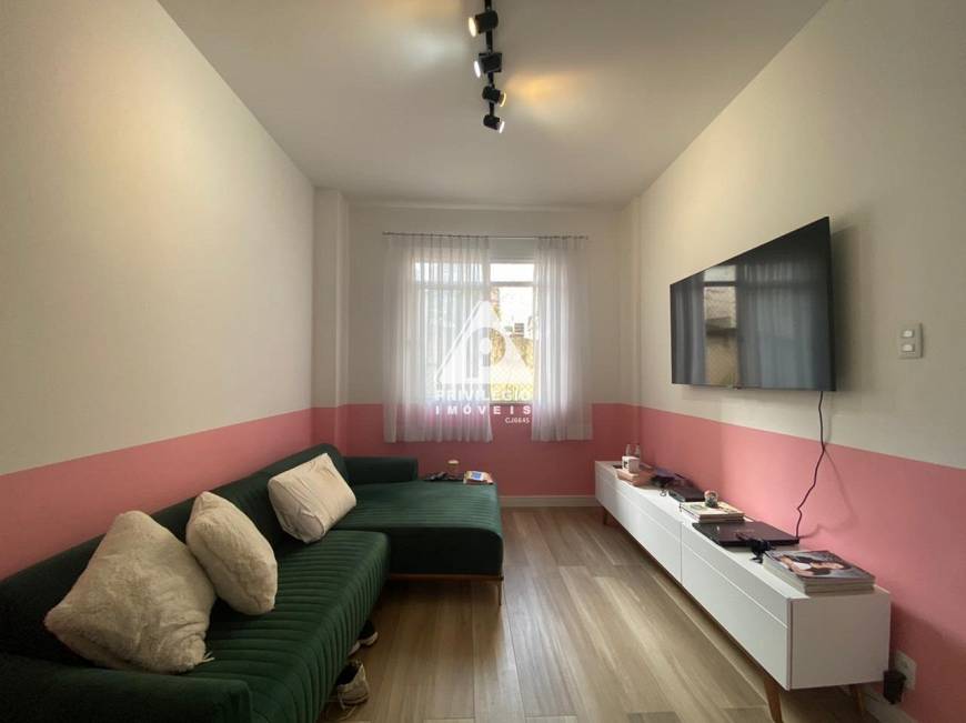 Foto 1 de Apartamento com 2 Quartos à venda, 64m² em Copacabana, Rio de Janeiro