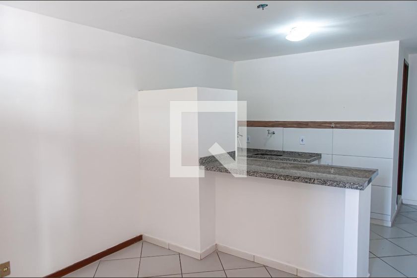 Foto 1 de Apartamento com 2 Quartos para alugar, 45m² em Curicica, Rio de Janeiro