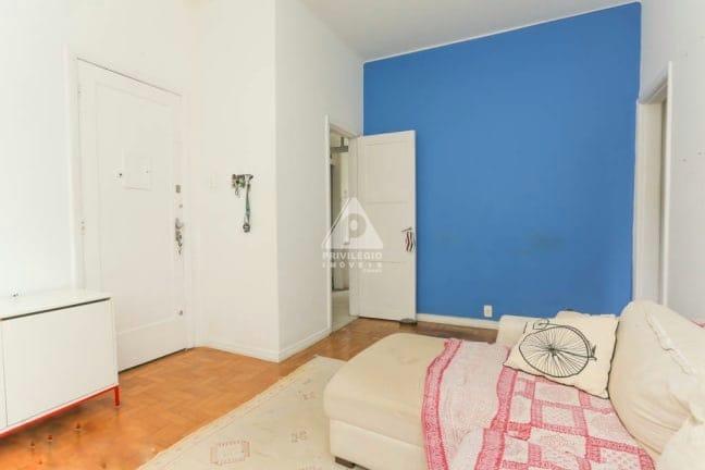 Foto 1 de Apartamento com 2 Quartos à venda, 55m² em Lagoa, Rio de Janeiro