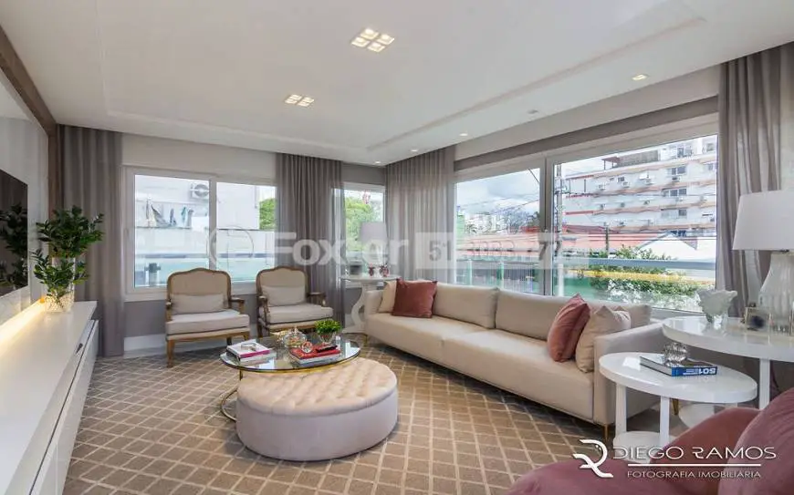 Foto 1 de Apartamento com 2 Quartos à venda, 280m² em Menino Deus, Porto Alegre