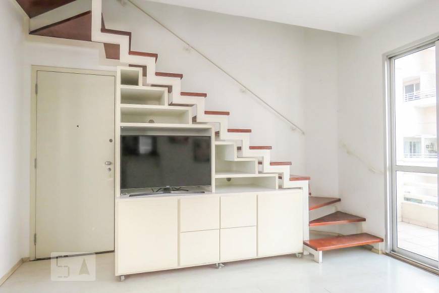Foto 4 de Apartamento com 2 Quartos para alugar, 74m² em Moema, São Paulo