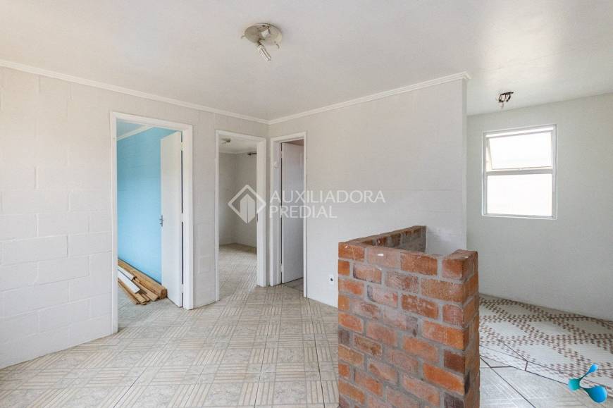 Foto 4 de Apartamento com 2 Quartos à venda, 39m² em Partenon, Porto Alegre