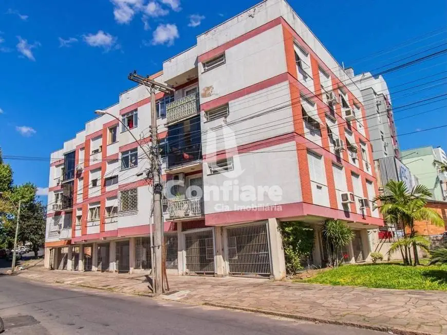 Foto 1 de Apartamento com 2 Quartos à venda, 64m² em Passo da Areia, Porto Alegre