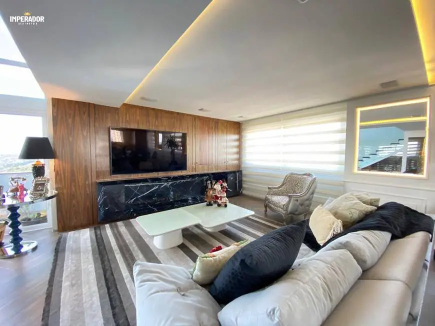 Foto 1 de Apartamento com 3 Quartos à venda, 250m² em Altos do Juvenil, Caxias do Sul