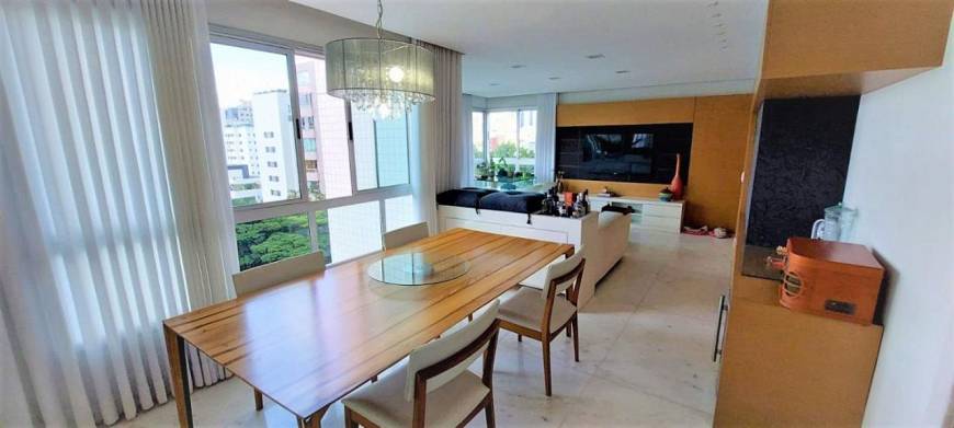 Foto 1 de Apartamento com 3 Quartos à venda, 215m² em Anchieta, Belo Horizonte