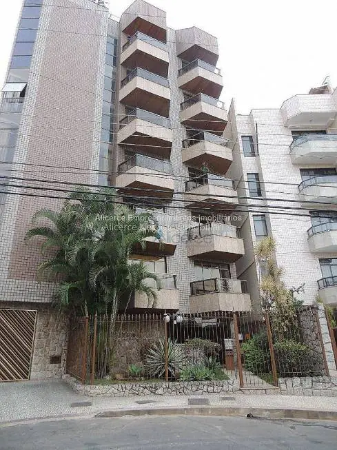 Foto 3 de Apartamento com 3 Quartos para alugar, 95m² em Cascatinha, Juiz de Fora